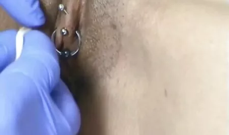 Tôi nhận được rất vui mừng khi tôi đặt lên những cô xech nhat ban gái yếu đuối
