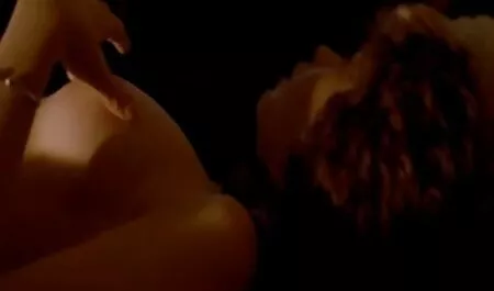 Ấn hồ sơ của cô niềm phim sex nhat ban hay nhat vui khi tắm